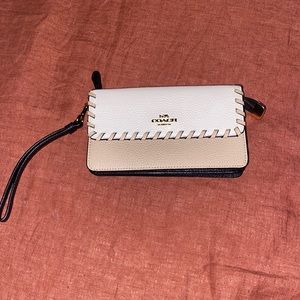 Brand new never used Coach wristlet